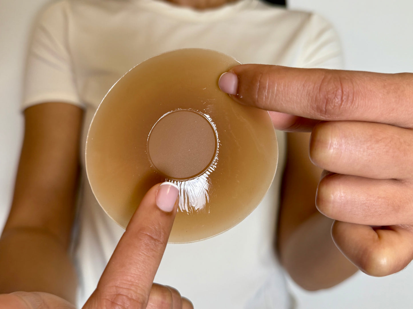 Skinlyk® Circle Adhesive Nipple Cover with non-stick centre